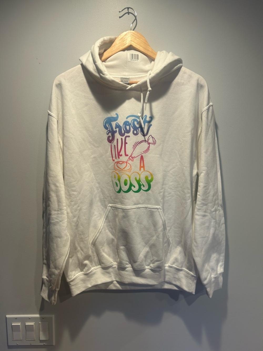 Gildan White Hoodie "Frost Like a Boss" Multicolor Graphic